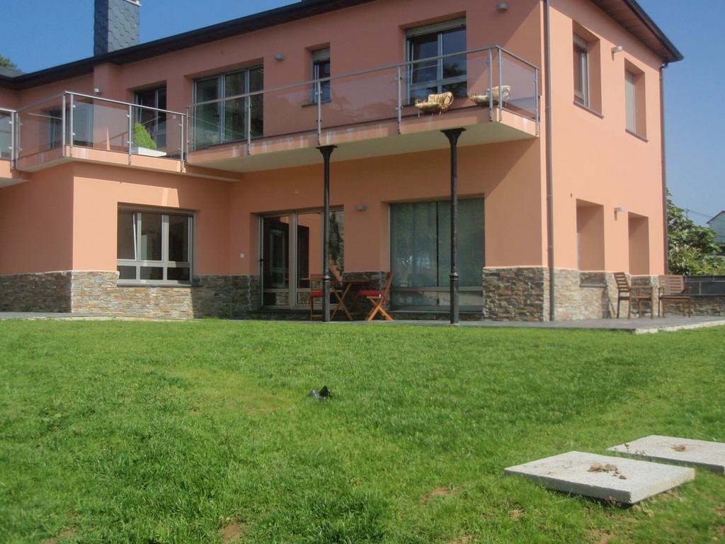 Apartamentos Arcos Del Esva Луарка Экстерьер фото